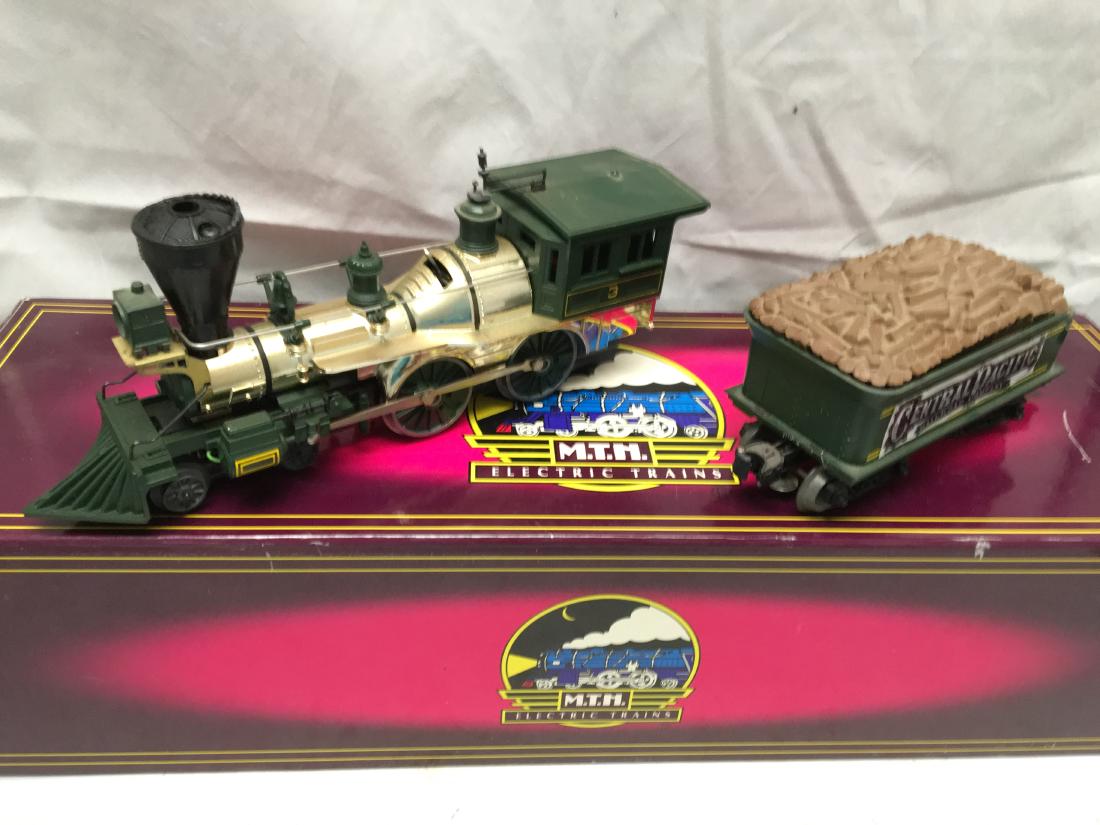 Lionel CP O Gauge OT Steam Engine and Tender (1 of 8)