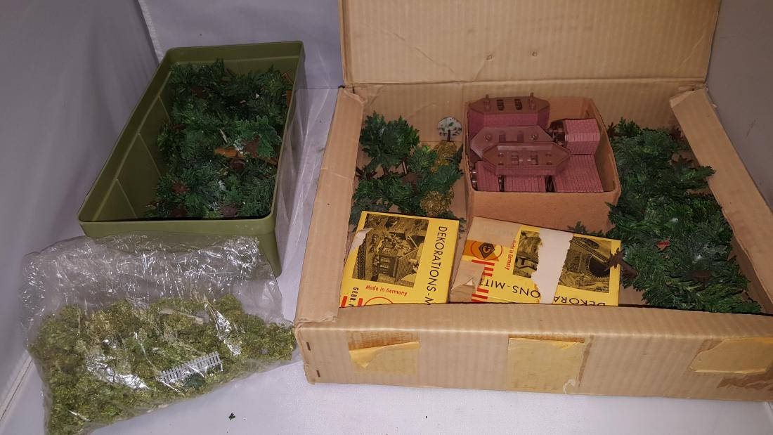 Vintage Kibri, Faller, and Vollmer HO Gauge Landscaping (1 of 2)