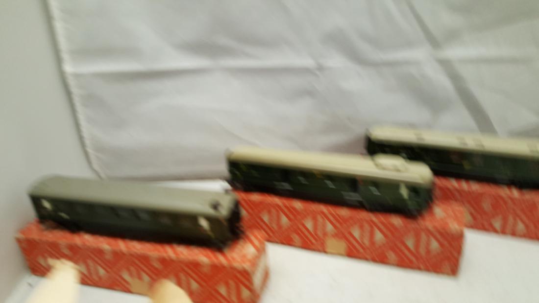 Vintage Marklin DB HO Gauge Passenger Cars (1 of 8)
