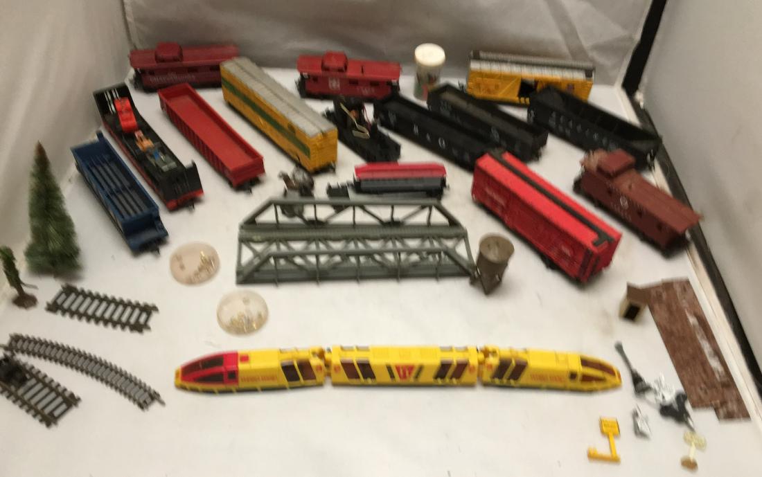 Tyco HO Scale Turbo Train Plus (1 of 14)