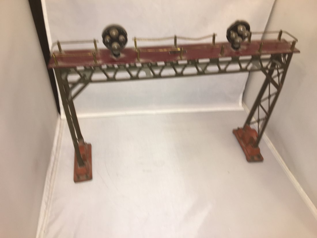 Lionel Prewar 440 Standard Gauge Signal Bridge (1 of 3)