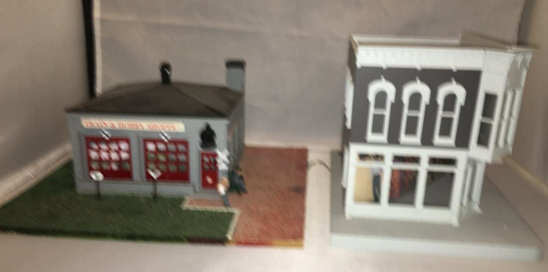 O Gauge Train Stores (1 of 4)