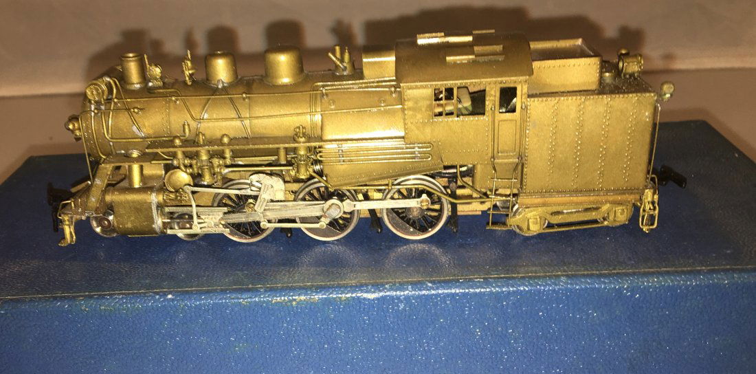 PFM CNJ HO Scale Brass 4-6-4T Steam Engine (1 of 5)