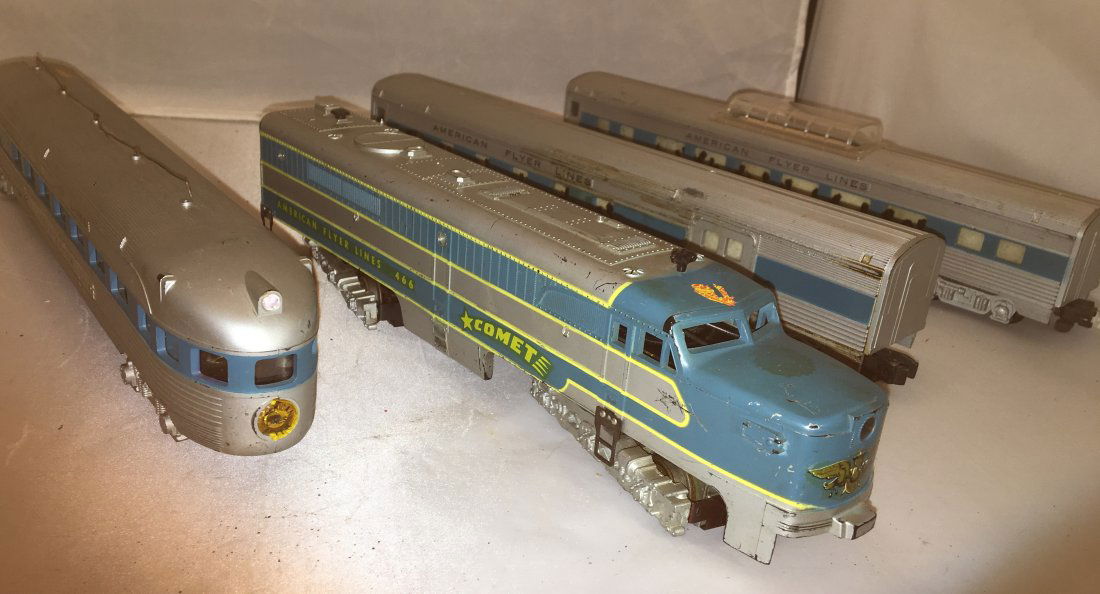 American Flyer S Gauge Diesel Passenger Train (1 of 10)