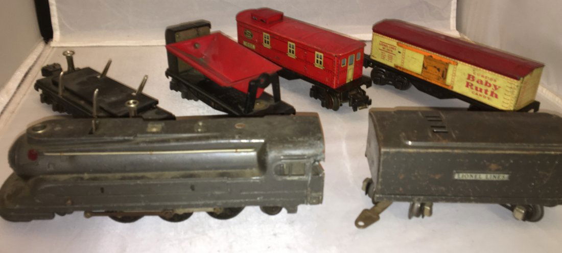 Lionel Prewar O Gauge Steam Freight Set (1 of 3)