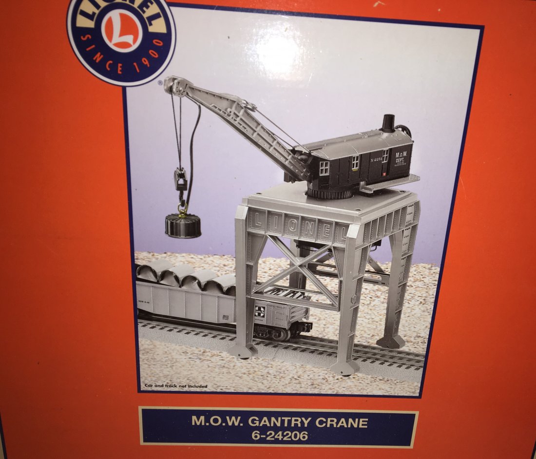 Lionel 24206 MOW O Gauge Gantry Crane (1 of 5)
