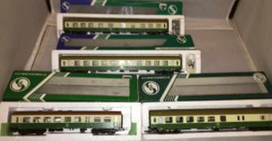 Sachsenmodelle DB/DR HO Scale 4-Car Passenger Train (1 of 4)