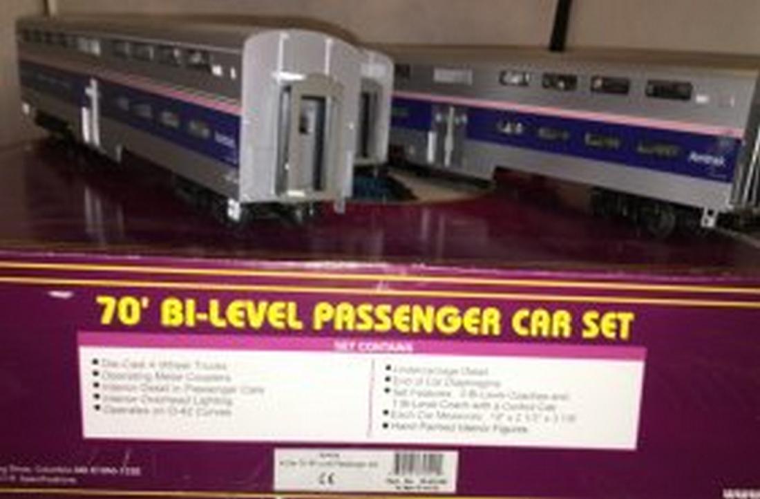 MTH Premier Amtrak O Gauge Bilevel Passenger Car Set (1 of 5)
