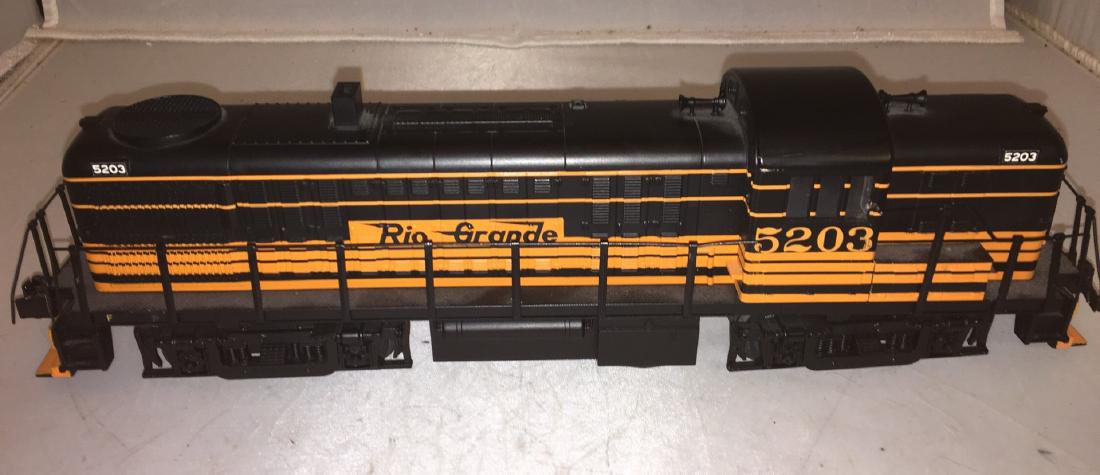 MTH Rio Grande O Gauge RS-3 Diesel Engine (1 of 6)
