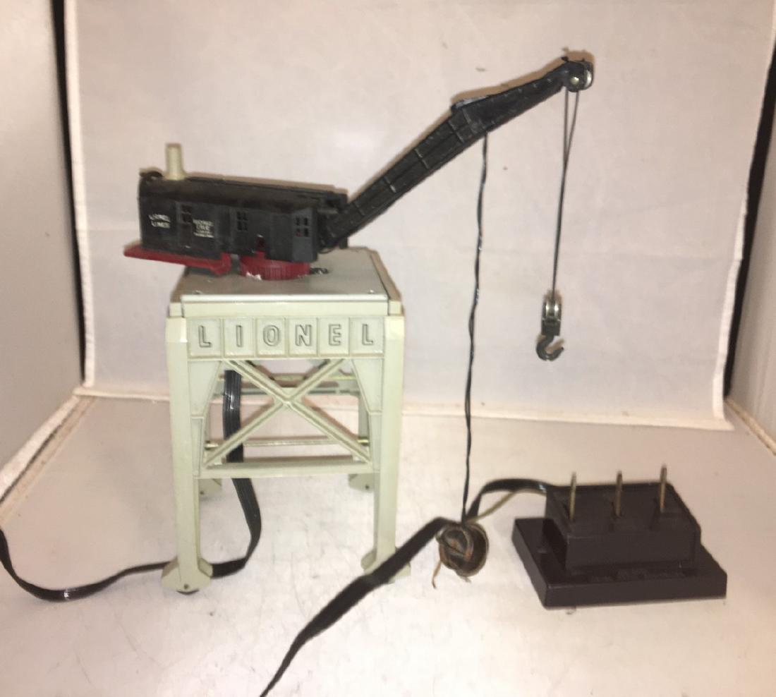 Lionel Postwar O Gauge gantry Crane (1 of 4)