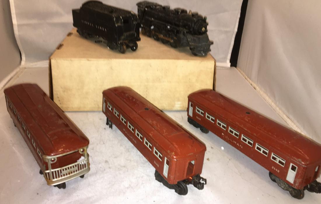 Lionel postwar O Gauge Steam Passenger Train (1 of 4)