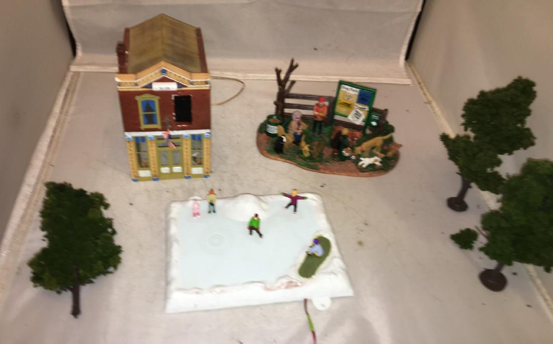 O Gauge Accessory Assortment (1 of 8)