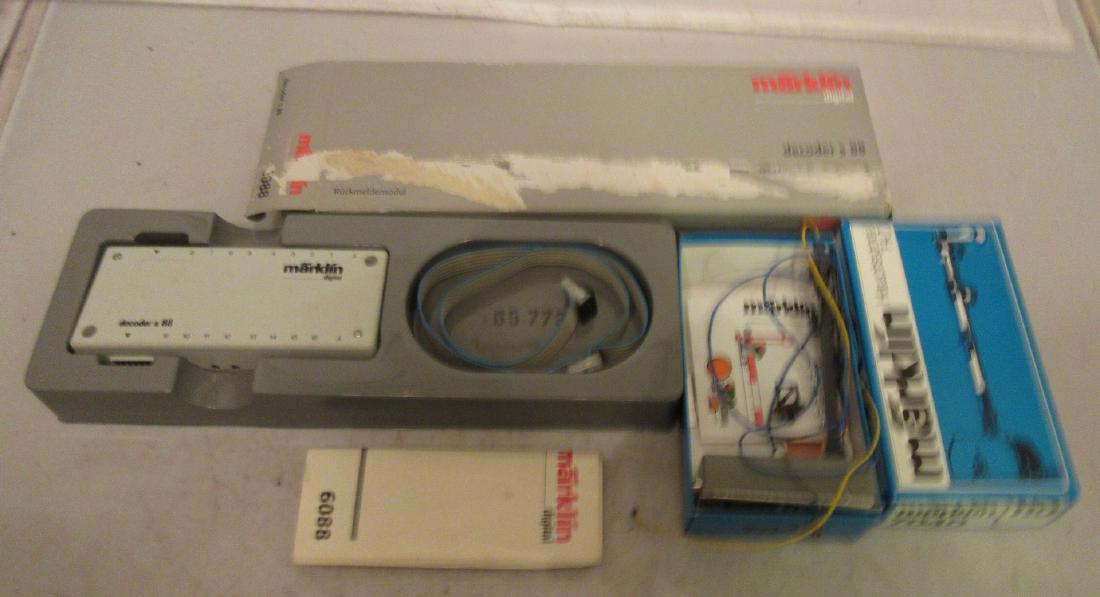 Marklin HO Scale Home Signal Plus (1 of 4)