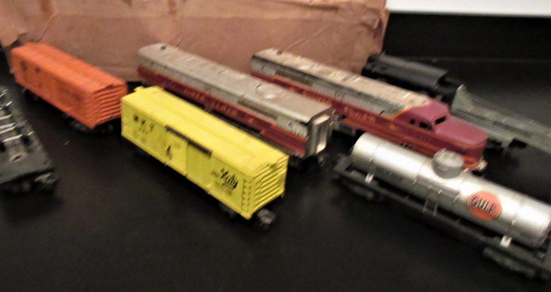 American Flyer S Gauge Diesel Freight Train (1 of 12)