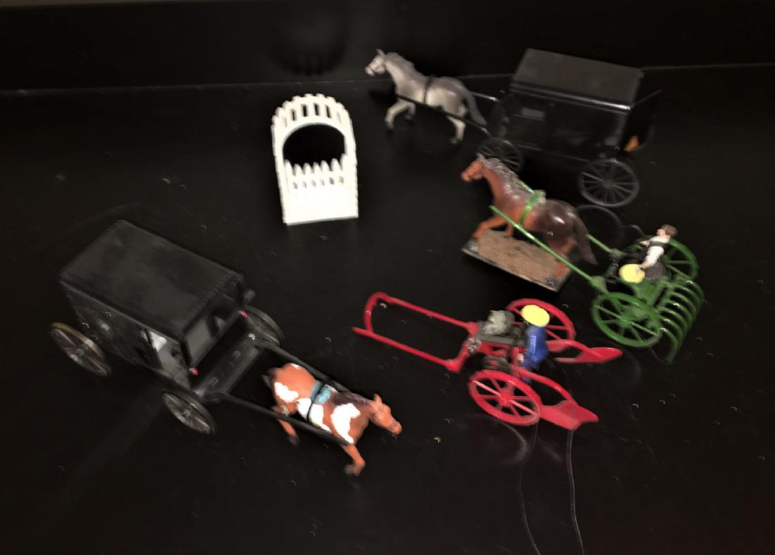 Amish O Gauge Vehicles (1 of 3)