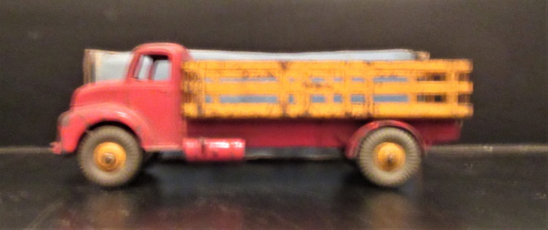 Dinky Supertoys Leiyland Comet Lorry (1 of 4)