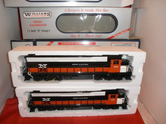 WILLIAMS NEW HAVEN O GAUGE SD-45 DIESEL ENGINE SET : Williams New Haven O gauge SD-45 AA diesel engine set in the original boxes and set boxes. One powered, sound.