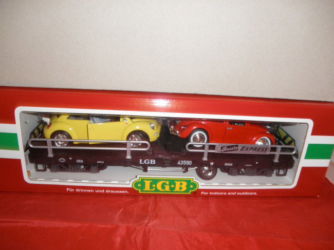 LGB 43590 BEETLE EXPRESS G GAUGE AUTOCARRIER OB: LGB #43590 Beetle Express G gauge automobile carrier car in the original box with sleeve.