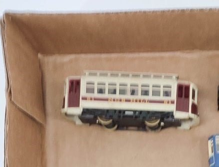 Mantua Nob Hill HO Scale Trolley (1 of 2)