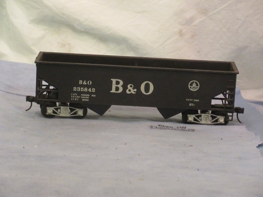 Weaver B&O O Scale Hopper Car (1 of 4)