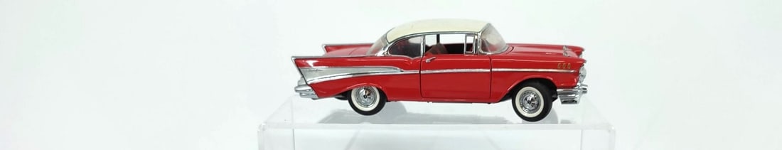 Franklin Mint 1/24 Scale 1950s Chevy (1 of 2)