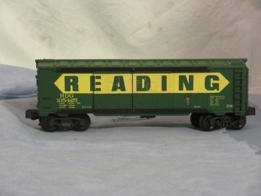 K-Line Reading O Gauge Double Door Box Car (1 of 4)