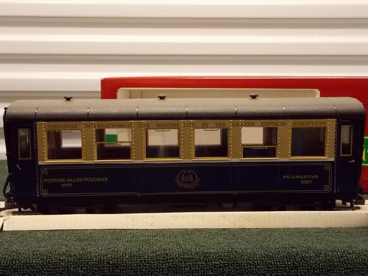LGB 3097 ORIENT EXPRESS G GAUGE PASSENGER CAR OB: LGB #3097 Orient Express G gauge Salon Pullman passenger car: LGB couplers, other very nice features, original box, very nice details, very nice color scheme.
