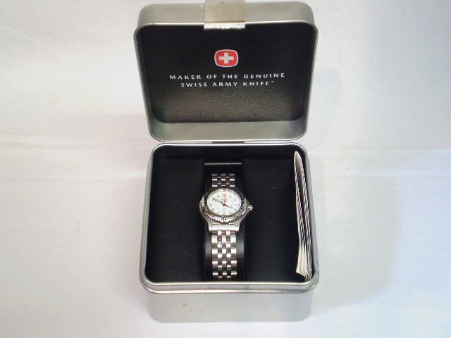 Ladies Swiss Army Watch: Ladies Swiss Army Calendar Watch by Wenger, Scratch Resistant Crystal , Water Proof, Stainless Bracelet & Rotating Bezel