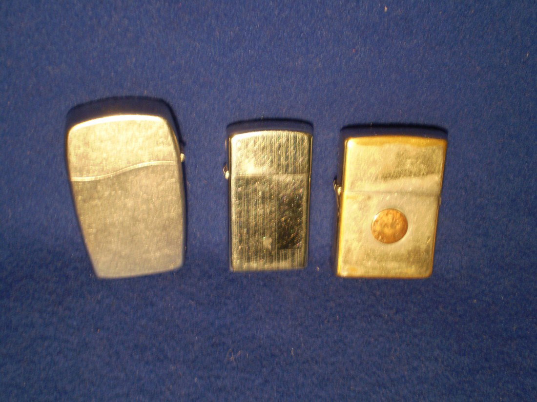 3 Vintage Zippo Lighters: 3 Vintage Zippo Lighters