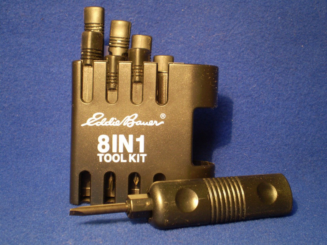 Eddie Bauer Tool Kit: 8 IN 1 Eddie Bauer Tool kit