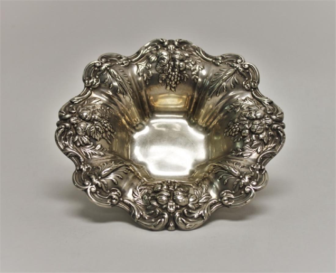 Reed and Barton "Francis I " Repousse Fruit Bowl (1 of 7)