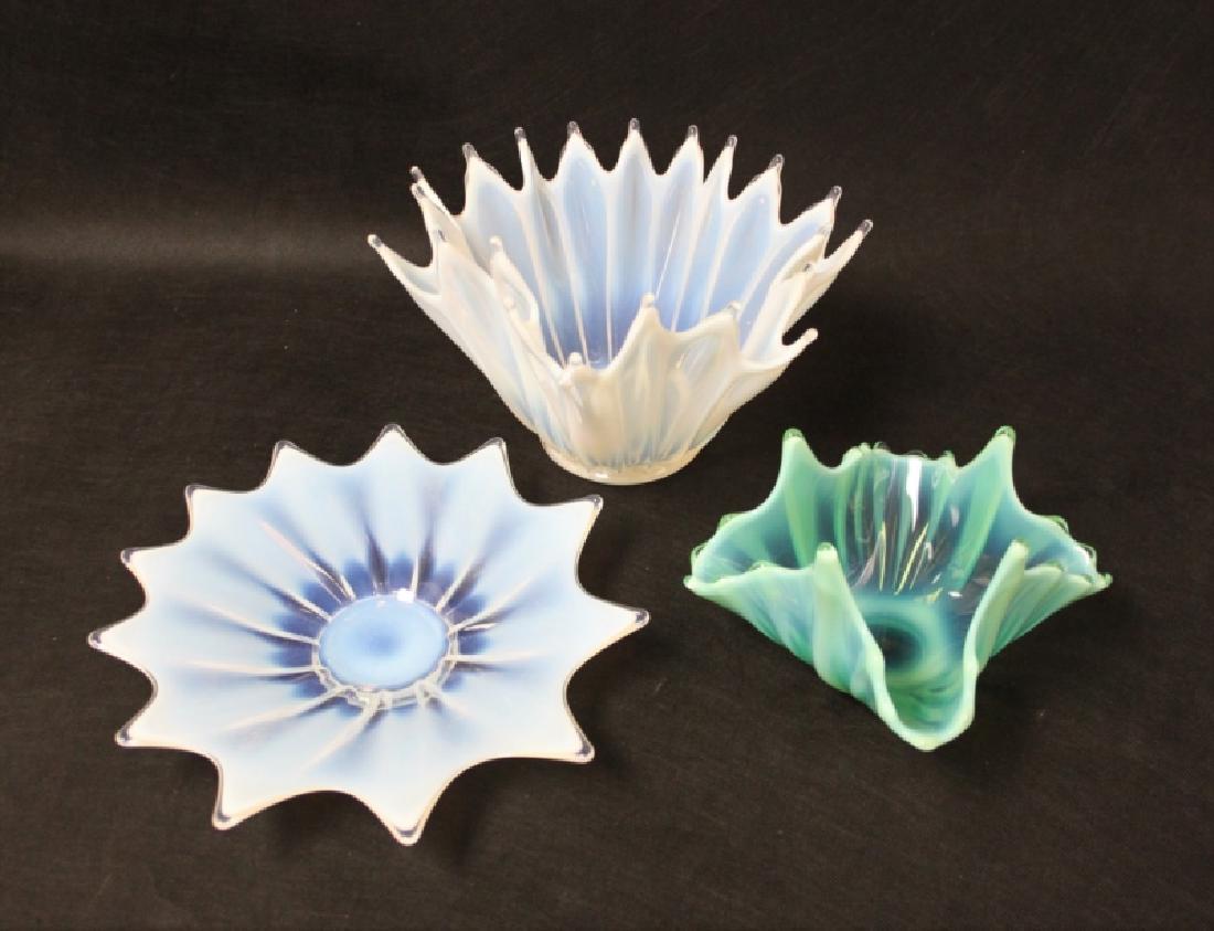 (3)Pcs French Art Deco Opaline Glass Bowls & Plate (1 of 11)