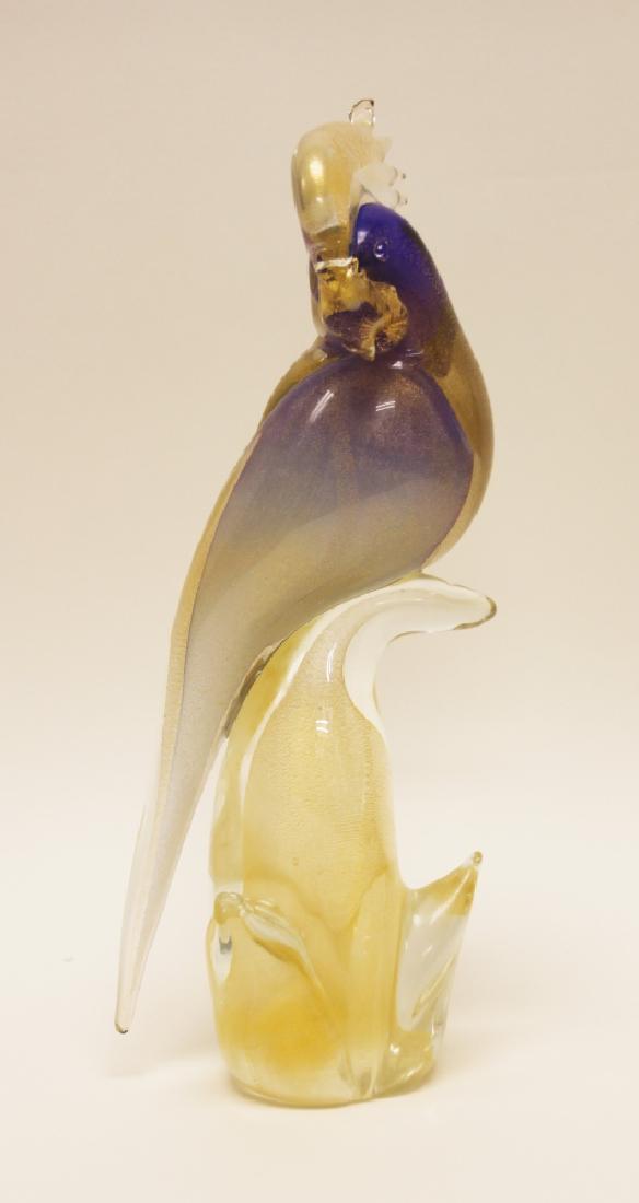 Alfredo Barbini Murano glass Cockatoo Sculpture: Alfredo Barbini Murano glass Cockatoo or Parrot sculpture. Colorful and gold fleck infused bird on a clear glass branch with gold flecks. Excellent condition. Measures 5" x 4" x 12.5".