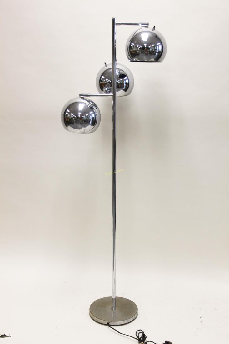 3 Lite Atomic Chrome Adjustable Eyeball Floor Lamp: Atomic chrome 3 light, adjustable "Eyeball" floor lamp, attr. to Kovaks Lighting. Excellent / very good condition (some wear to finish, see photos). Measures 18" x 9" x 58".