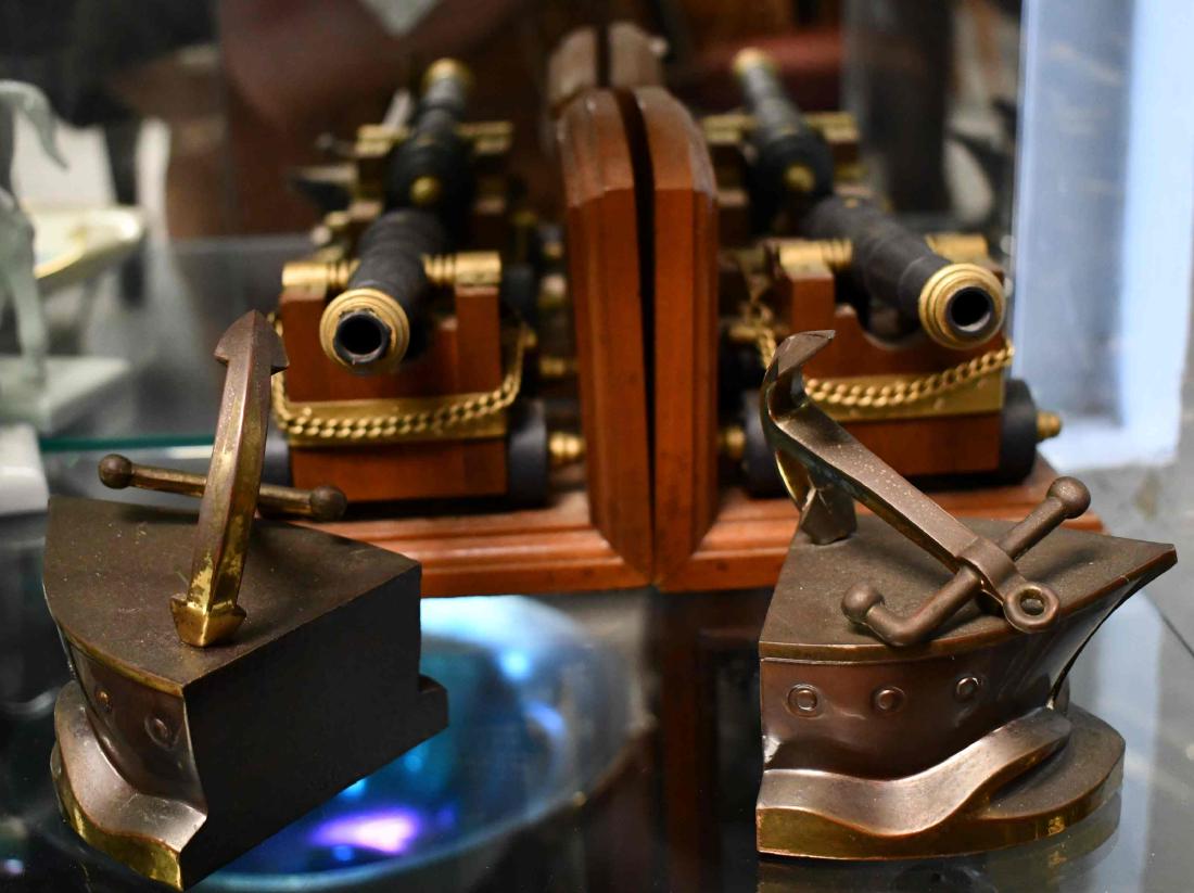 2)pr Nautical Bookends Ship Cannons & Power Boats (1 of 9)