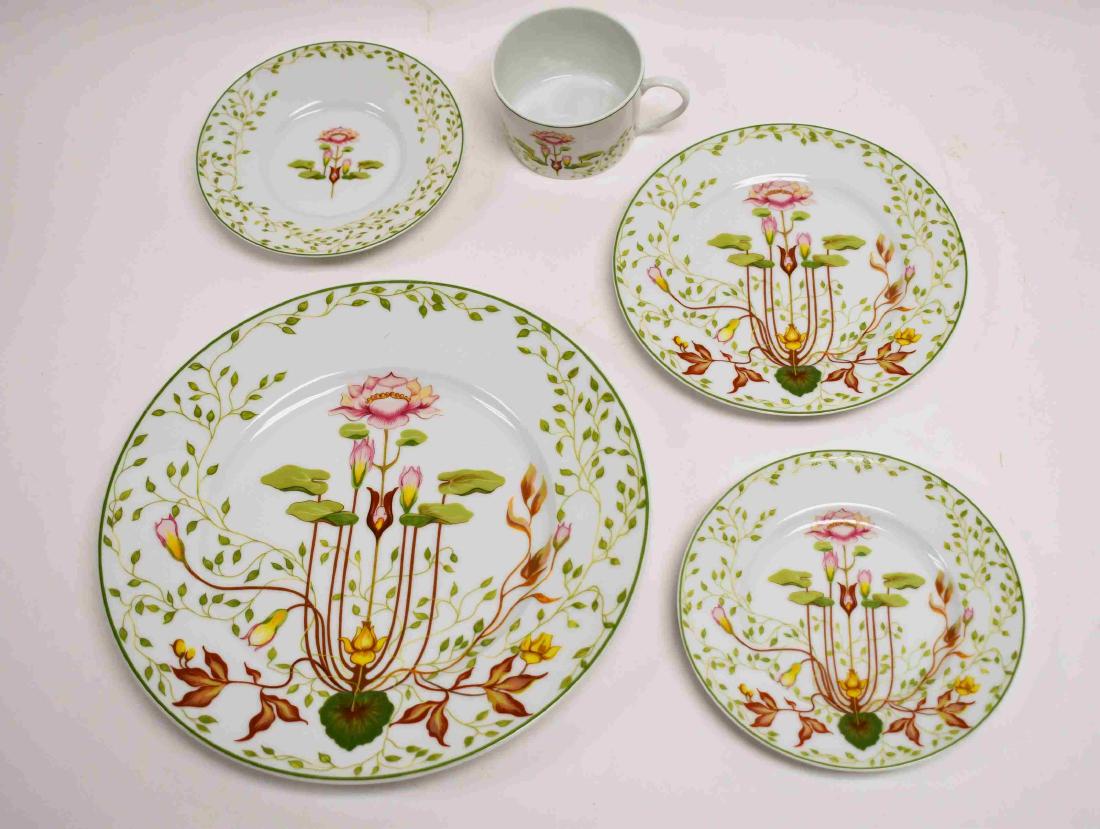 40pc Ceralene "Fleur D' Eau" Dinner Service for 8 (1 of 5)