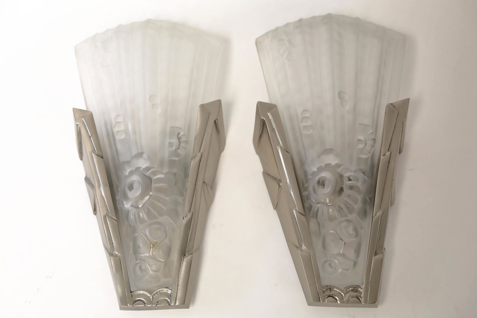 Pair Art Deco Chrome & Cast Glass Wall Sconces (1 of 4)