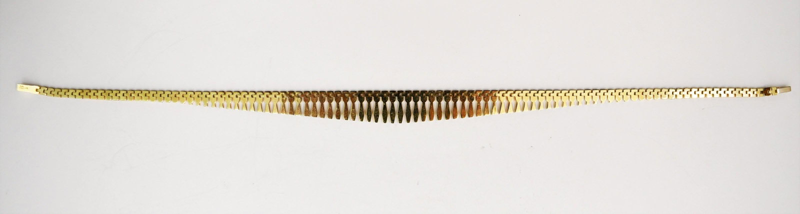 14k Mixed Gold Cleopatra Graduated Pendant Choker: 14k Mixed gold Egyptian revival graduated and linked pendant choker. White, rose and yellow gold choker has a hinged link and Rah sun god insignia. measures 17" x .75 to .25" taper. Weight = .76 troy 