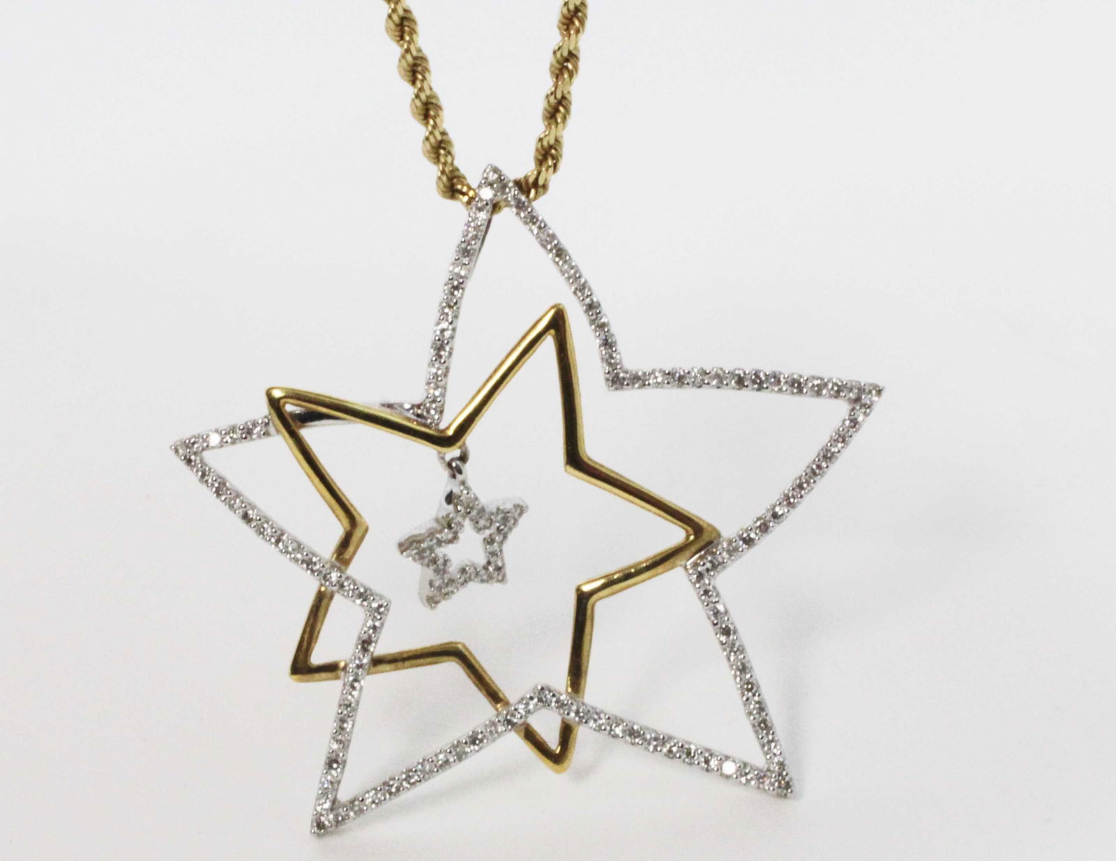 18k Gold & Diamond Interlocking Stars Pendant (1 of 3)