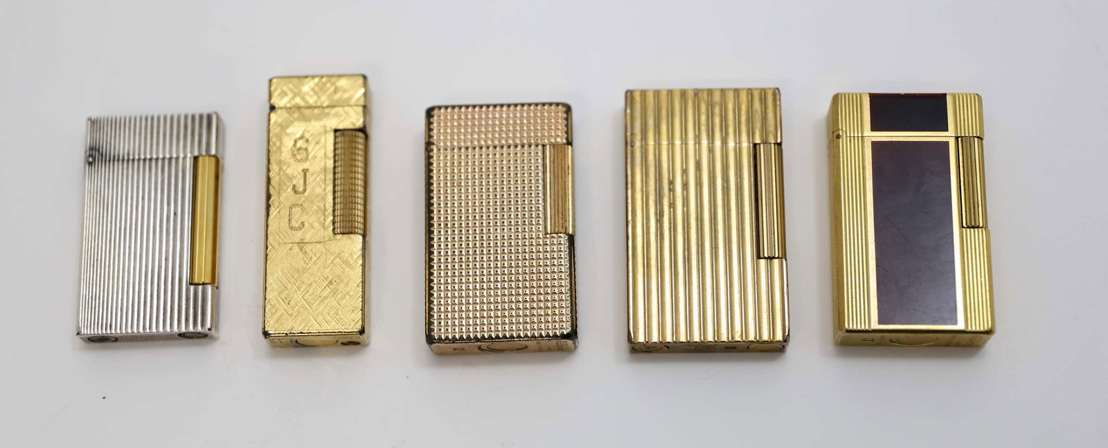(5) Vintage Butane Lighters 4- Dupont & 1- Dunhill (1 of 3)