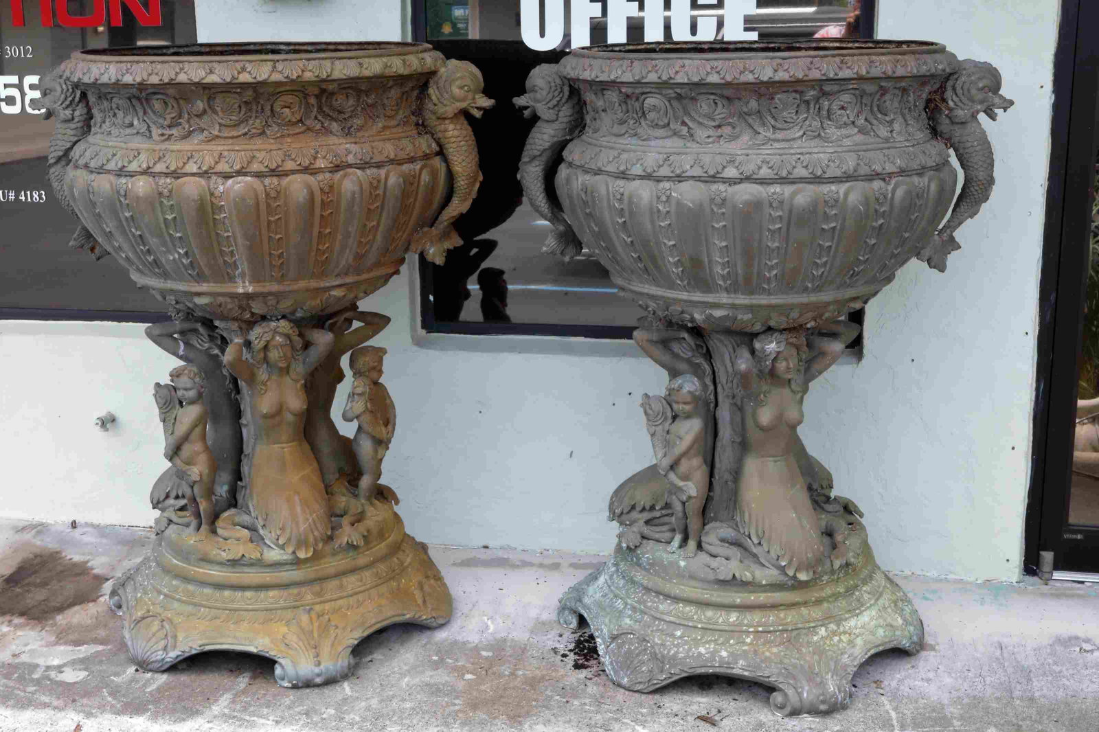 2 Gargantuan Garden Urns Mermaids Cherubs Dolphins (1 of 10)