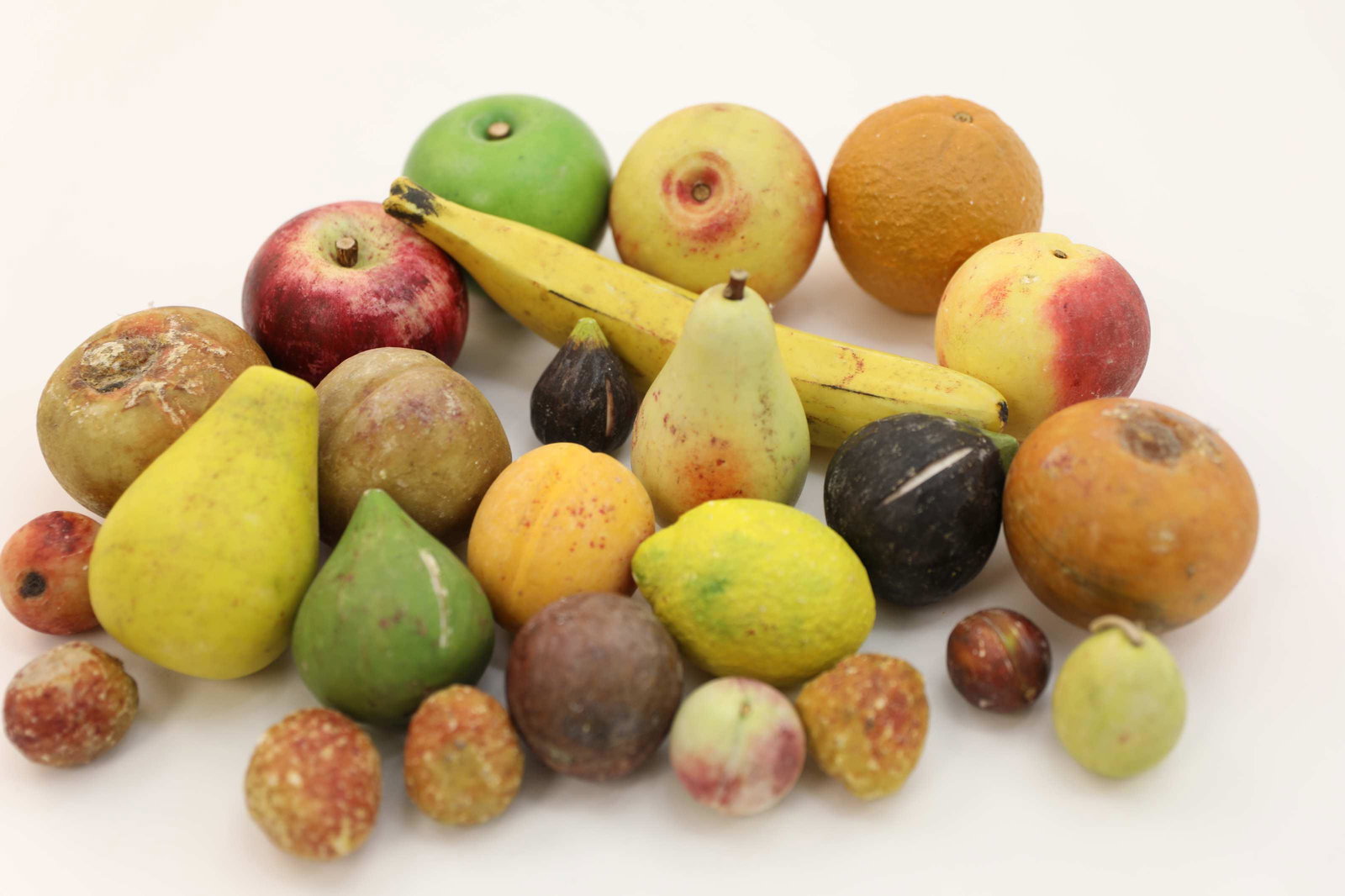 (25)pcs Vintage Italian Carved Alabaster Fruit (1 of 9)