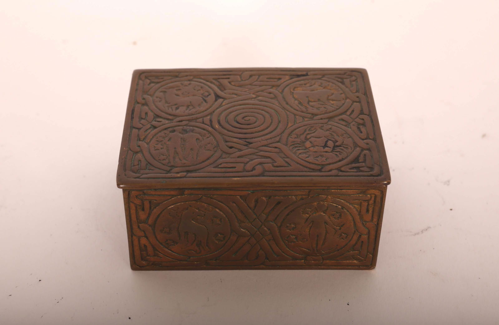 Antq Patinated Bronze Tiffany Zodiac Cigarette Box (1 of 20)