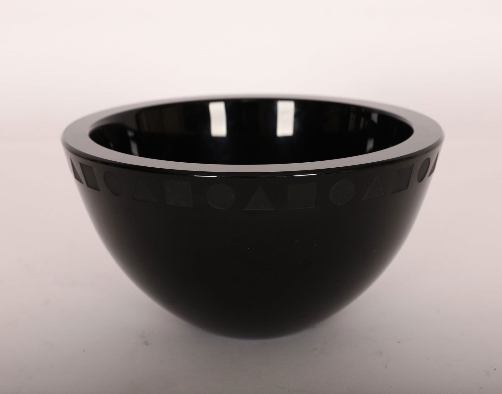 Ward Beckett for Sasaki Black Crystal Bowl (1 of 7)