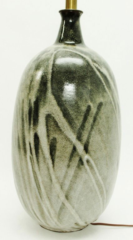Design Technics Large Ceramic Pottery Table Lamp: Large ceramic pottery table lamp by Design Technics. Measurements: 9"d x 18 1/2" w/out harp Year/Era: Mid-Century Artist: Design Technics