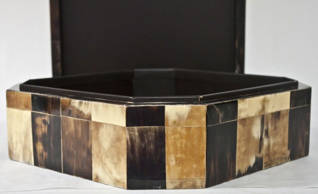Enrique Garcel Faux Tortoise Shell Box: Enrique Garcel Faux Tortoise shell box. Mahogany wood with mounted and effected bone. Made in Colombia. Measurements: 12" x 12" x 5" Year/Era: Modern Artist: Enrique Garcel