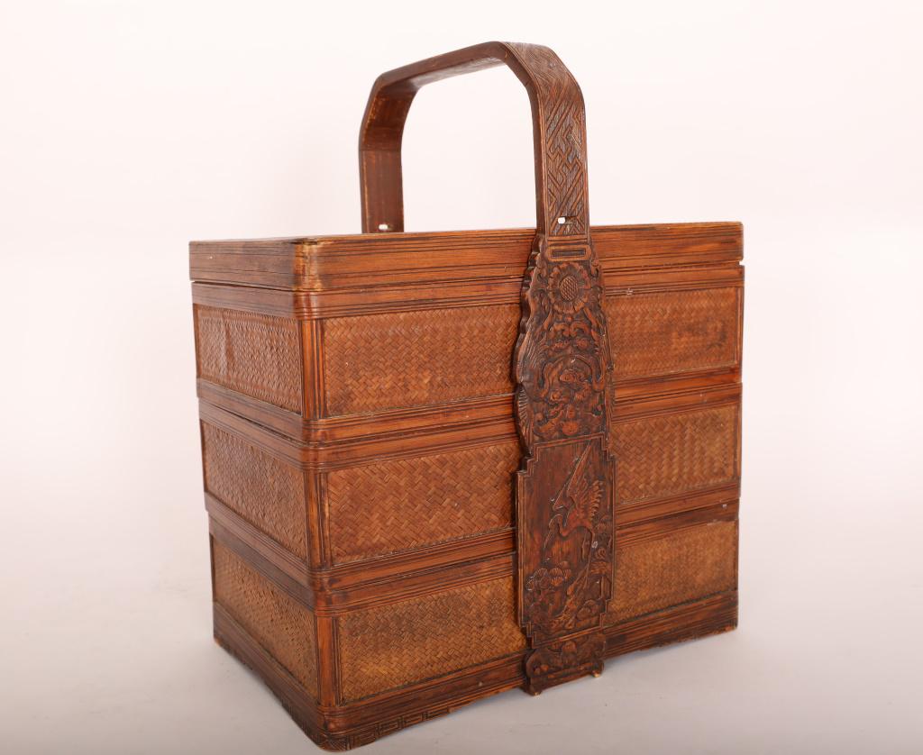 Antique Bamboo Stacking Baskets w Carved Handle (1 of 17)