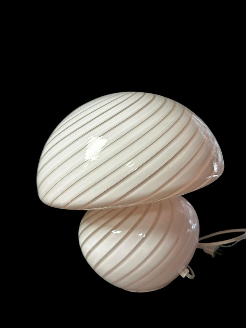 Vetri Murano Glass Mushroom Lamp w Spiral (1 of 7)
