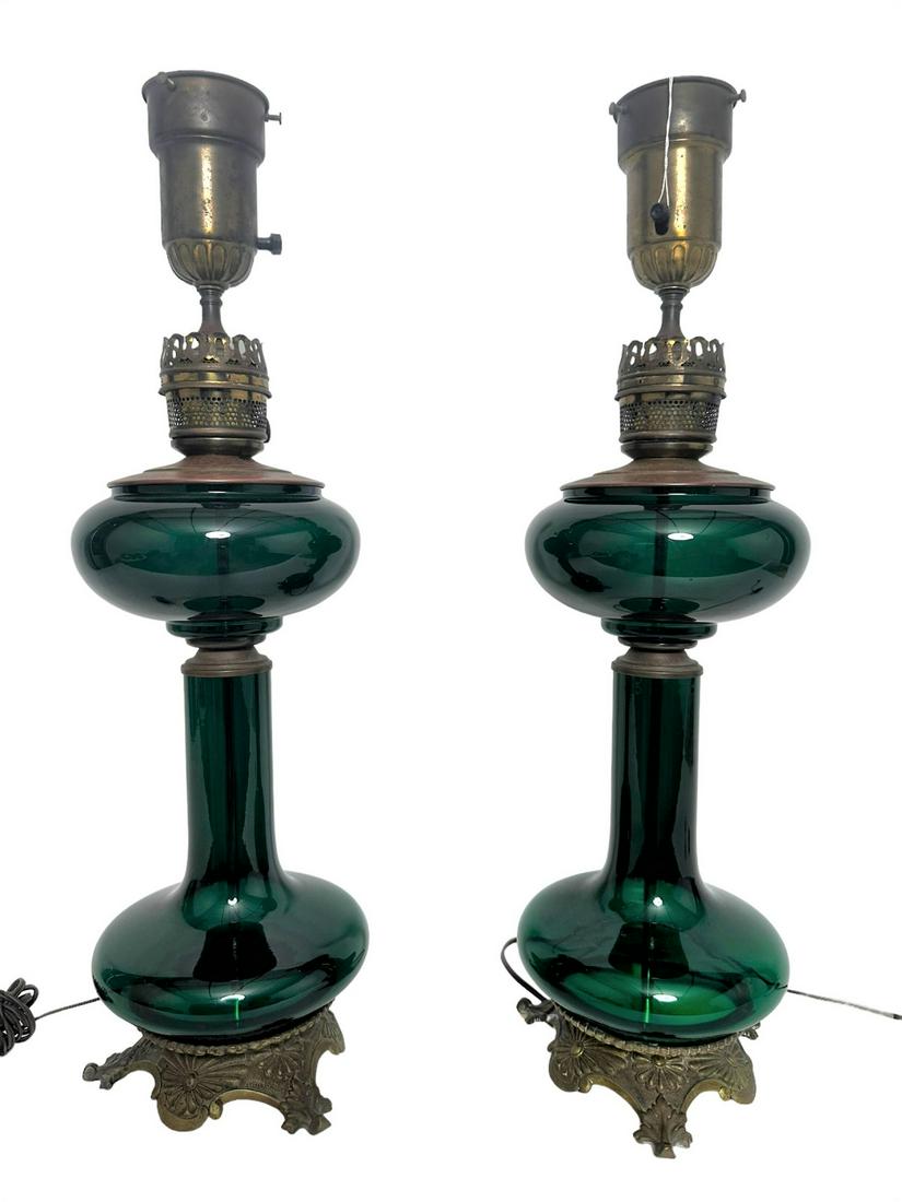 Pr Paul Hanson Co NY Emerald Glass Oil Lamps Elec (1 of 10)