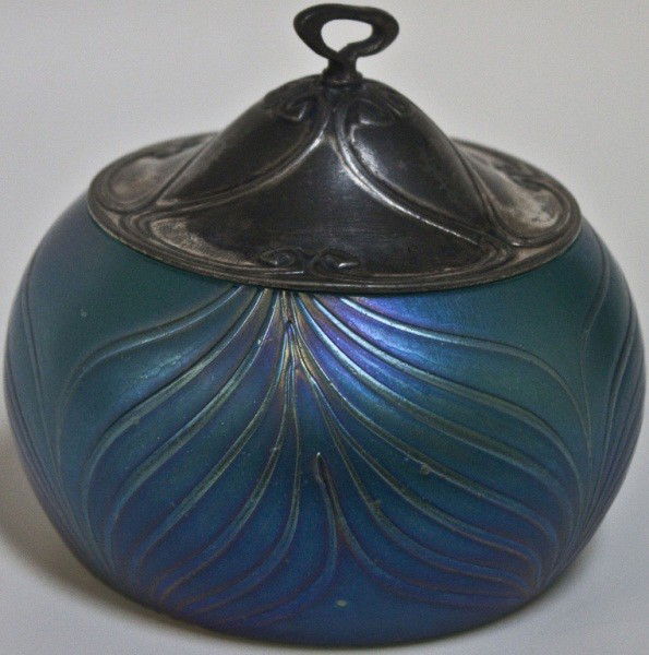 Loetz Art Nouveau Art Glass Dresser Jar Pewter Lid: Loetz Art Nouveau Art Glass Dresser Jar w/ pewter Lid 4" diameter 3.75" high with lid